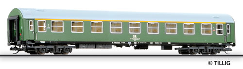 Passenger car 1st class type B<br /><a href='images/pictures/Tillig/16300.jpg' target='_blank'>Full size image</a>
